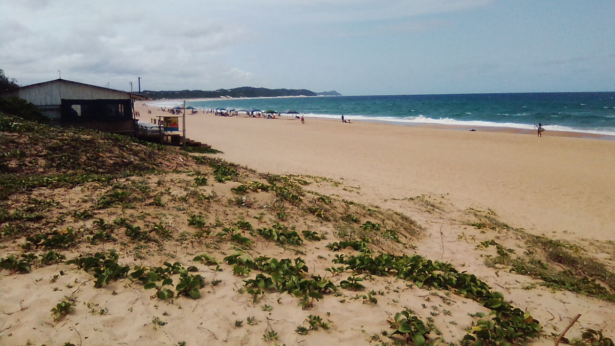 Main Beach Pintos